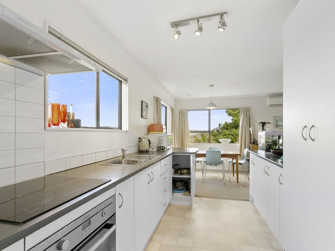 1/89 Montgomery Avenue, Karori, Wellington - Carousel 2
