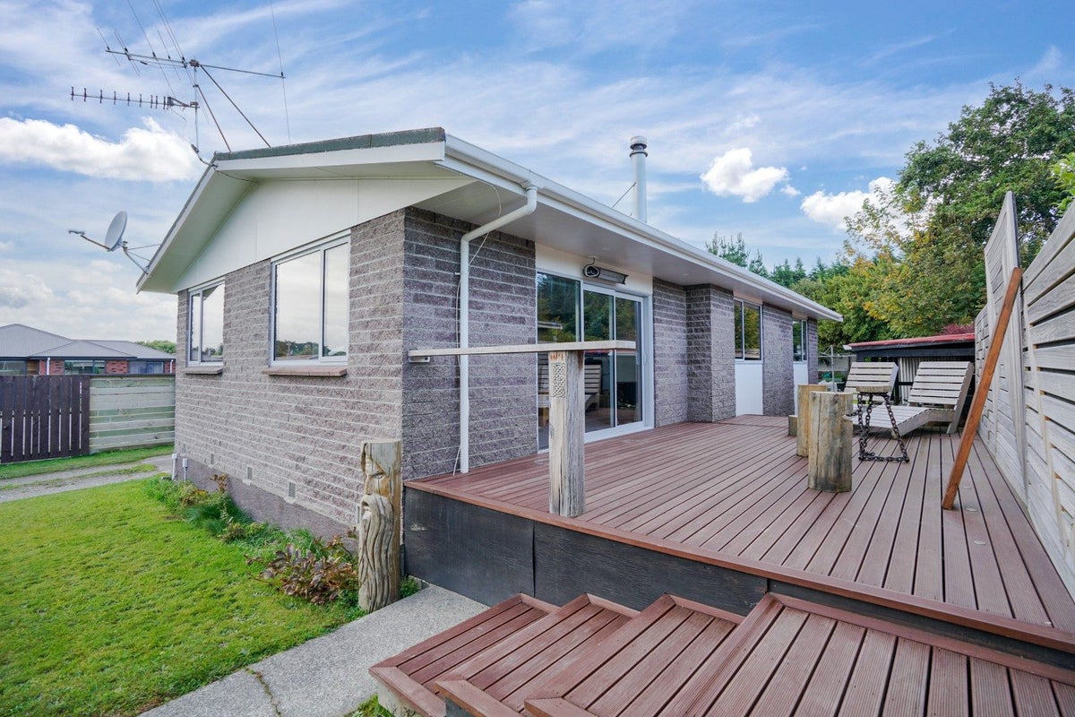 34 Waiau Place, Kingswell, Invercargill - Carousel 1