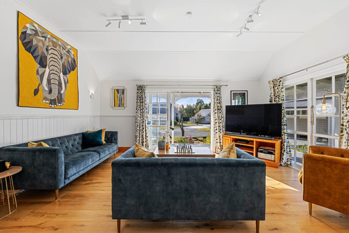9/30 Sorrento Drive, Rangatira Park, Taupo - Carousel 2