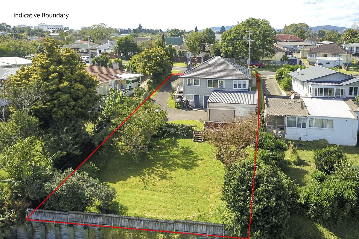 14 Cook Street, Gate Pa, Tauranga - Carousel 1