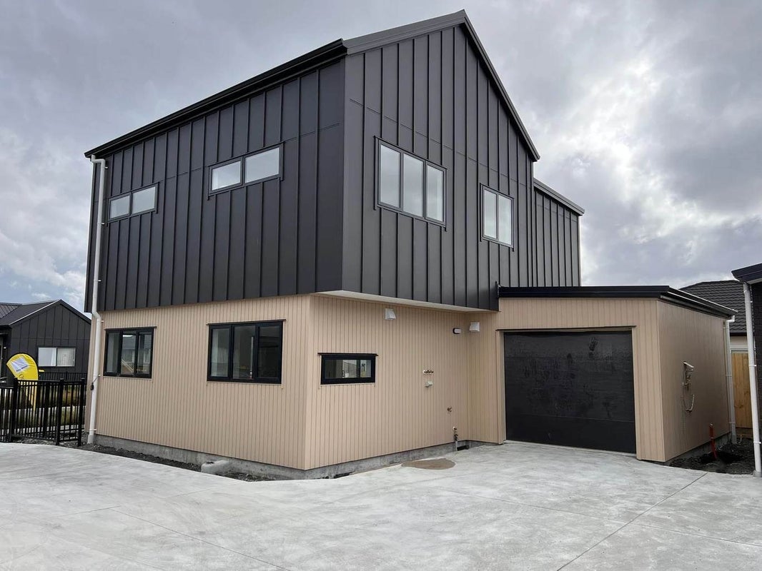 20 Black Beech Crescent, Takanini, Auckland - Carousel 2