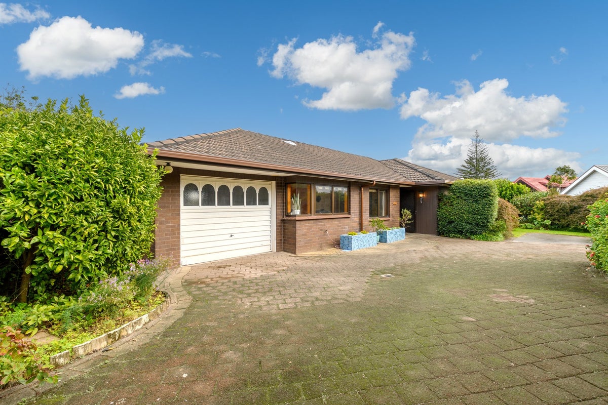 38A Clivedene Street, Matua, Tauranga - Carousel 16