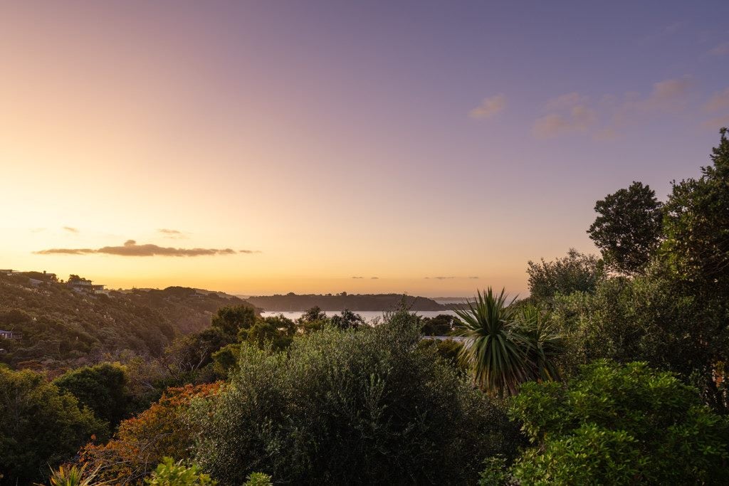 50 Coromandel Road, Oneroa, Waiheke Island - Carousel 1