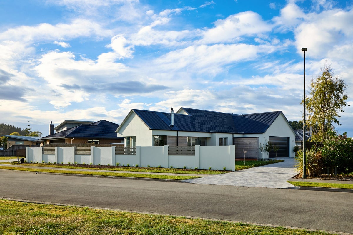 7 Swyncombe Place, Kaikoura Flat, Kaikoura - Carousel 1