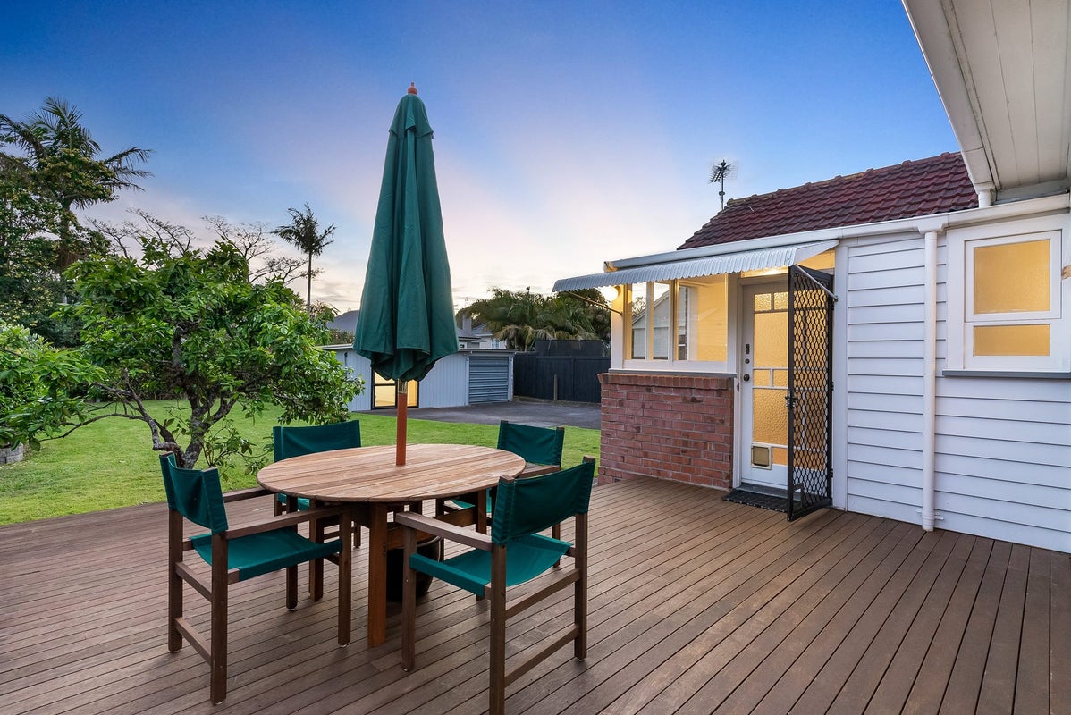 29 Ferguson Avenue, Greenlane, Auckland - Carousel 2