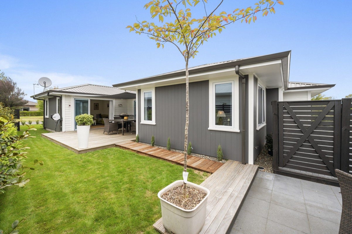 6 Maison Way, Rangatira Park, Taupo - Carousel 1