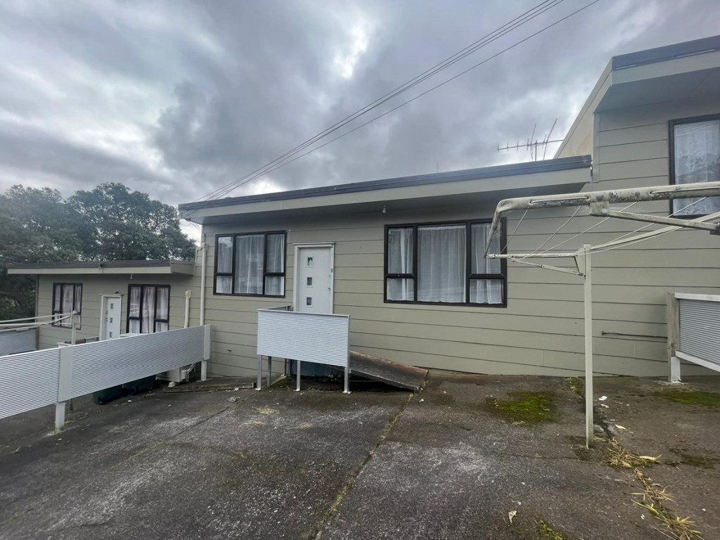53 Pleasant Road, Glen Eden, Auckland - Carousel 1