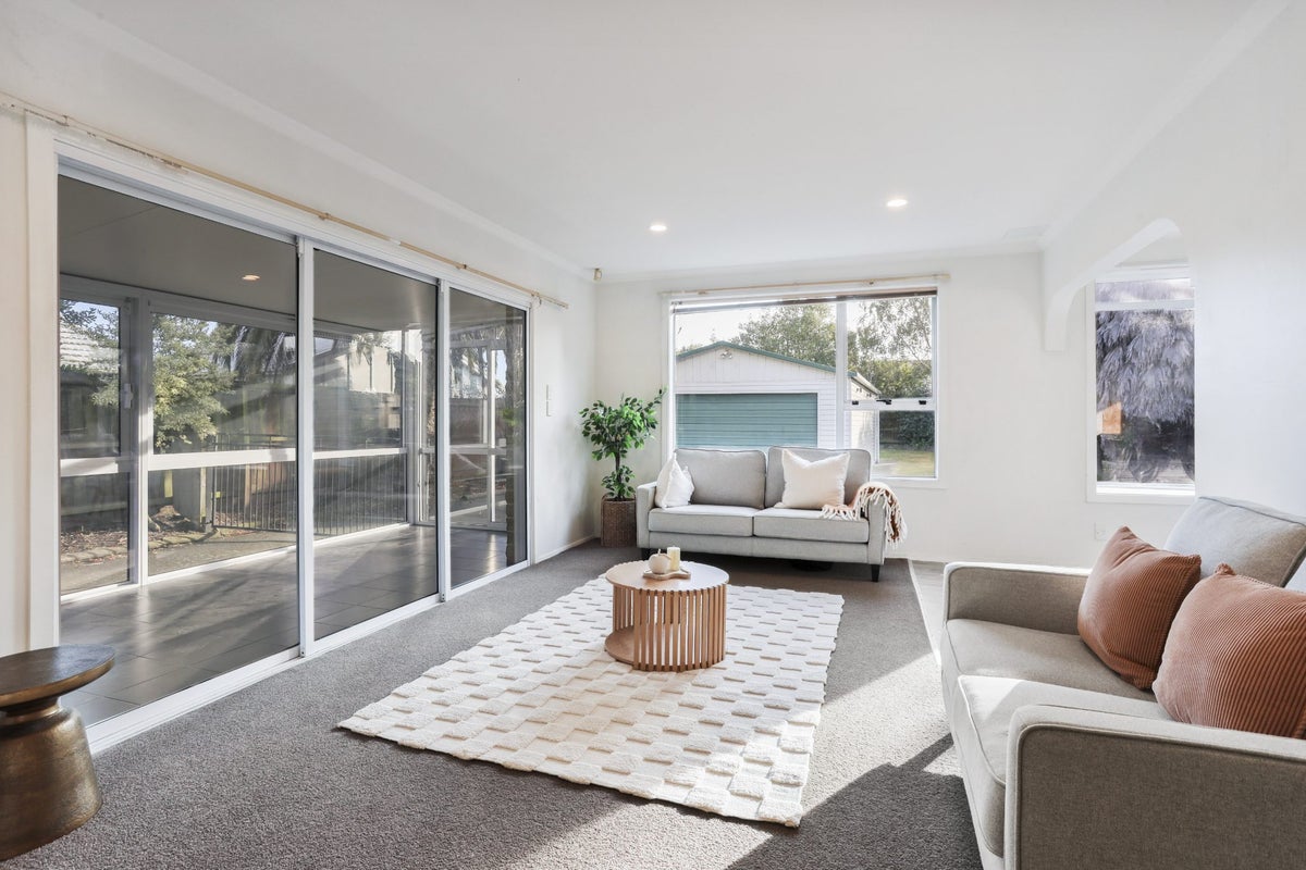403 Mairehau Road, Parklands, Christchurch - Carousel 2