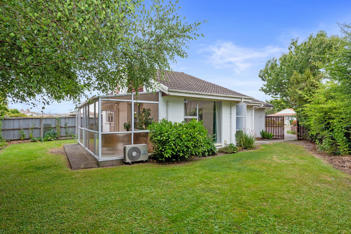 12A Rolfe Place, Bishopdale, Christchurch - Carousel 1