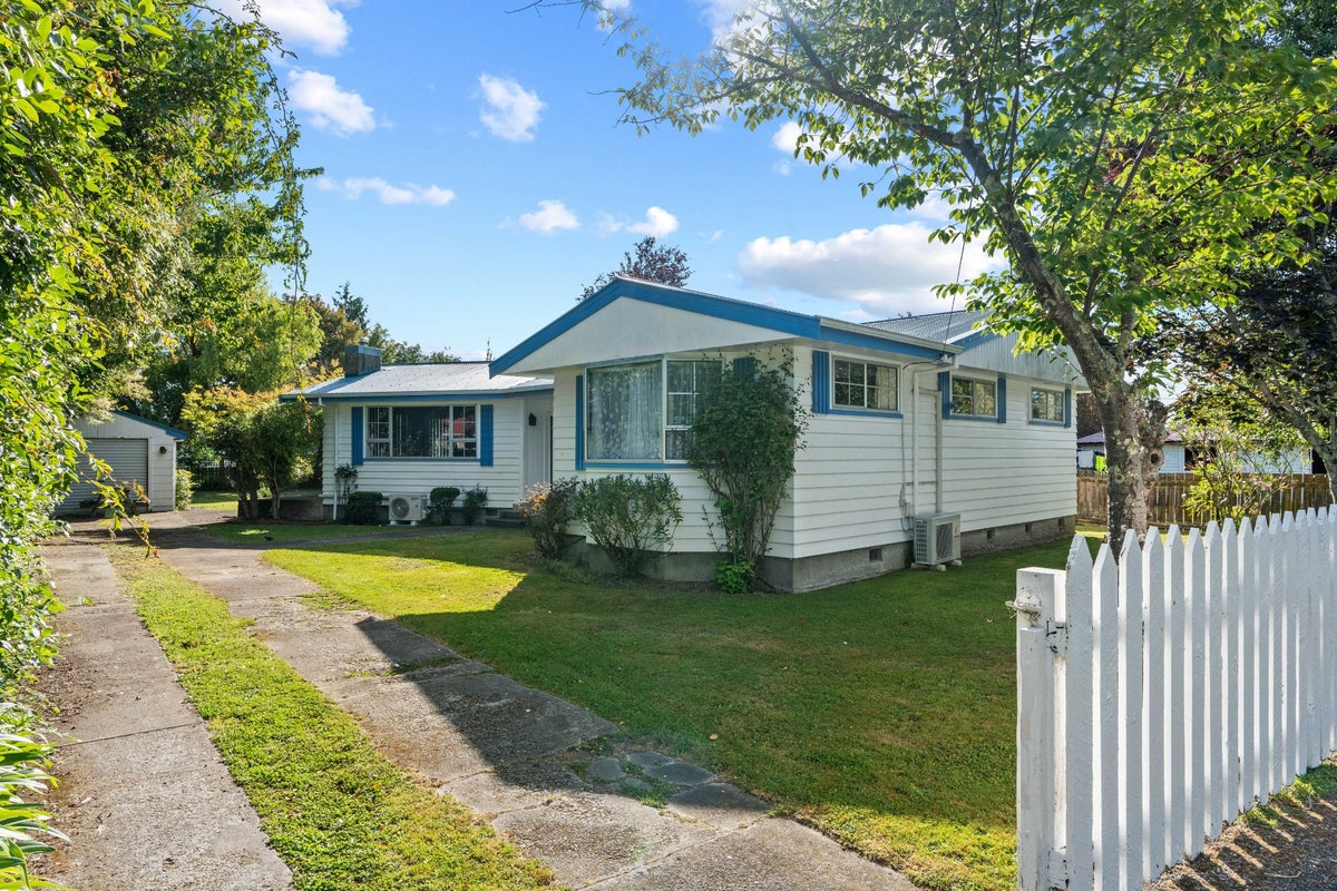 4 Mary Street, Masterton - Carousel 1