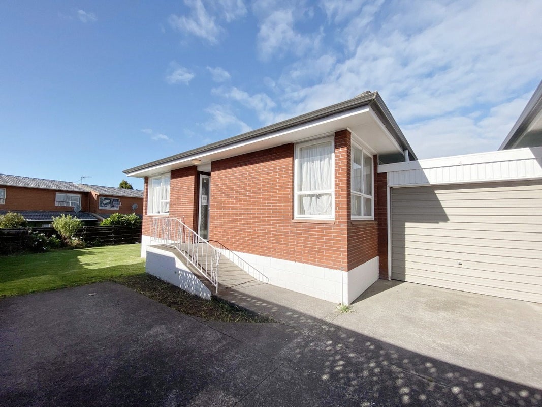 4/126 Astley Avenue, New Lynn, Auckland - Carousel 1