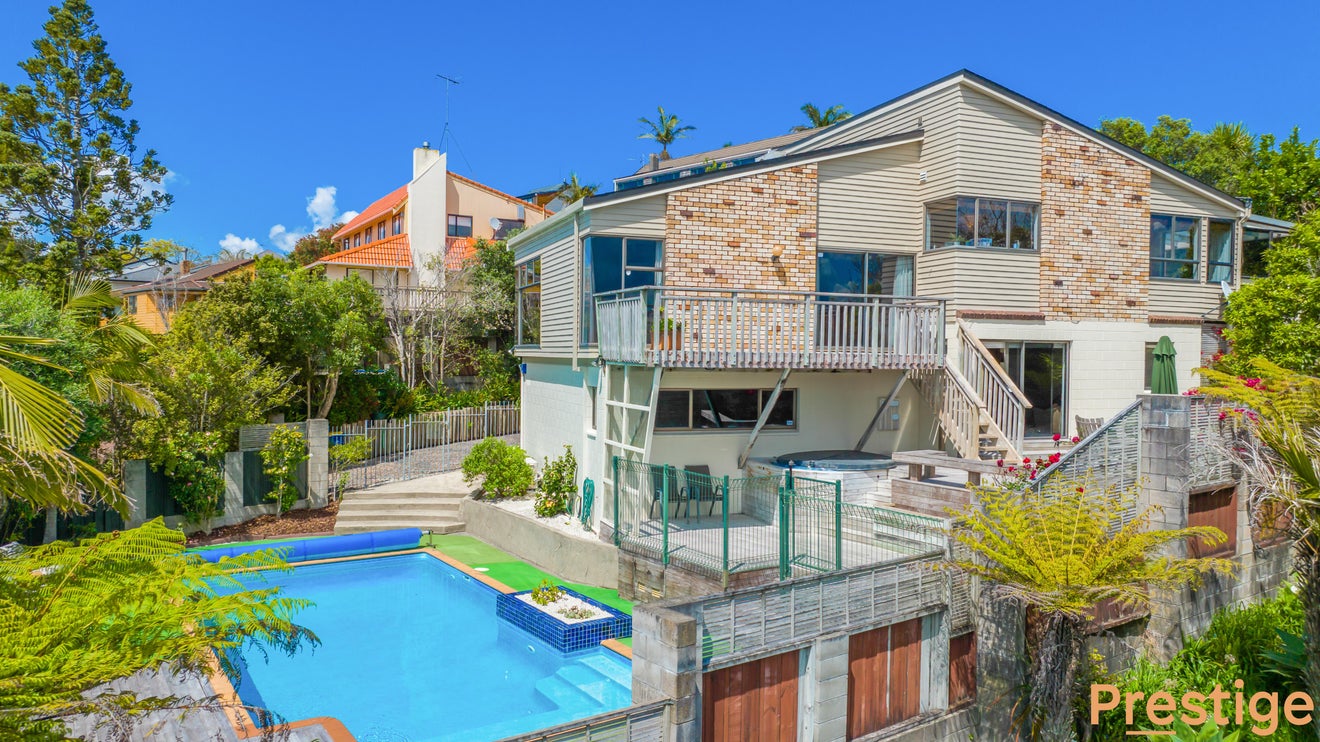 20 Harper Street, Chatswood, Auckland - Carousel 1