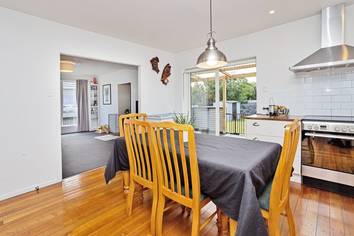9 Matai Street, Hargest, Invercargill - Carousel 2