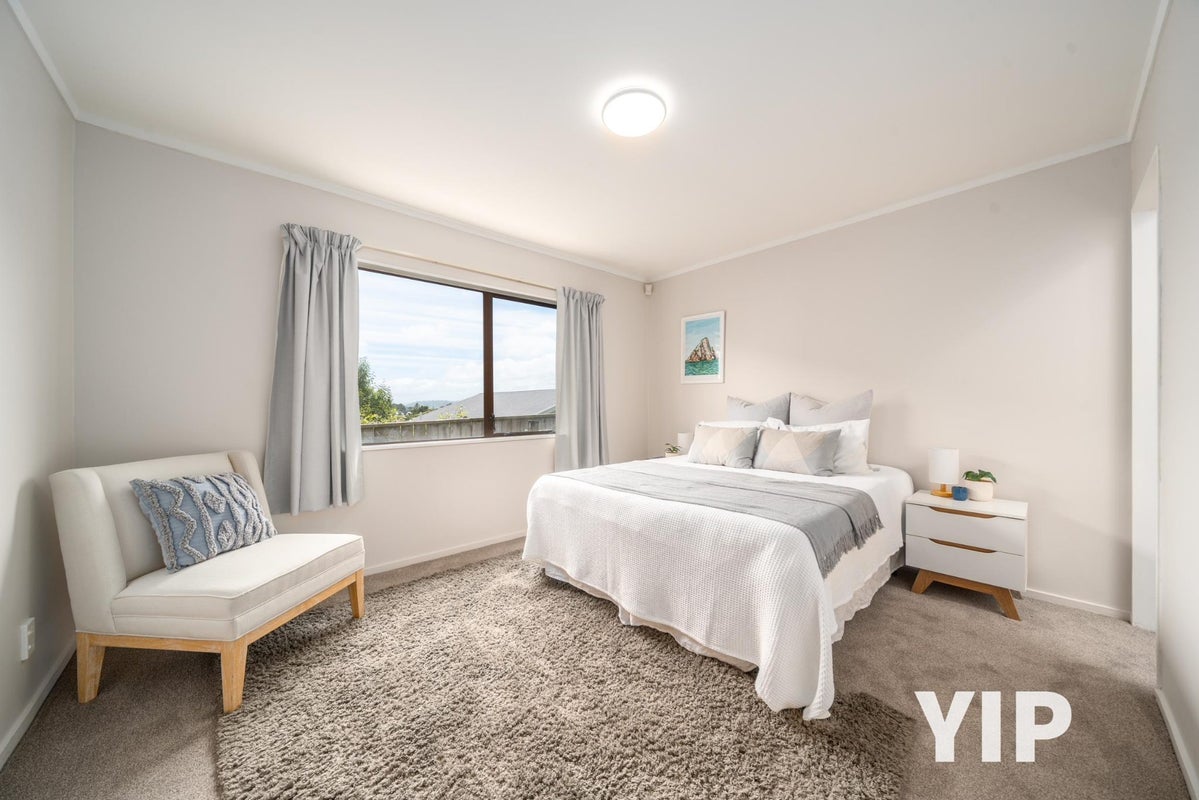 1/23 Bould Street, Johnsonville, Wellington - Carousel 1