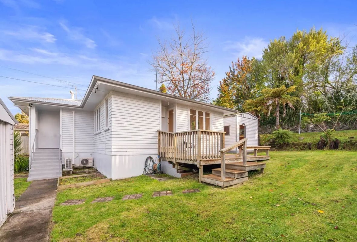 6 Nikau Street, Springfield, Rotorua - Carousel 7