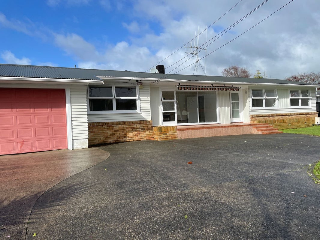 18A Sheridan Street, Silverdale, Hamilton - Carousel 1