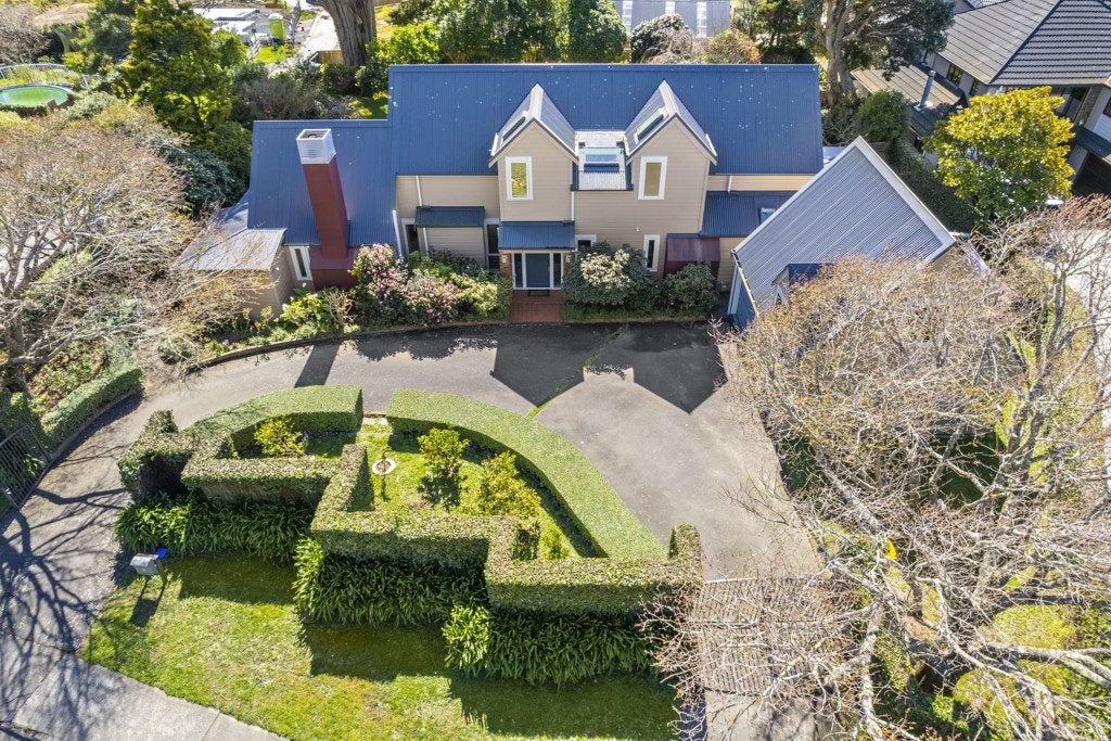 14 Halswater Drive, Churton Park, Wellington - Carousel 1