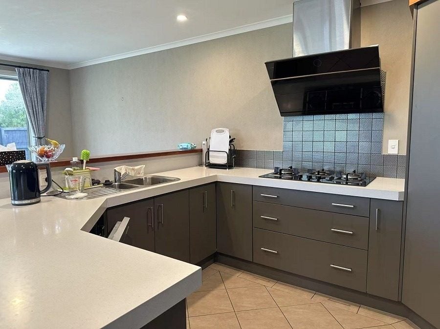 1 Woburn Court, Rototuna North, Hamilton - Carousel 2