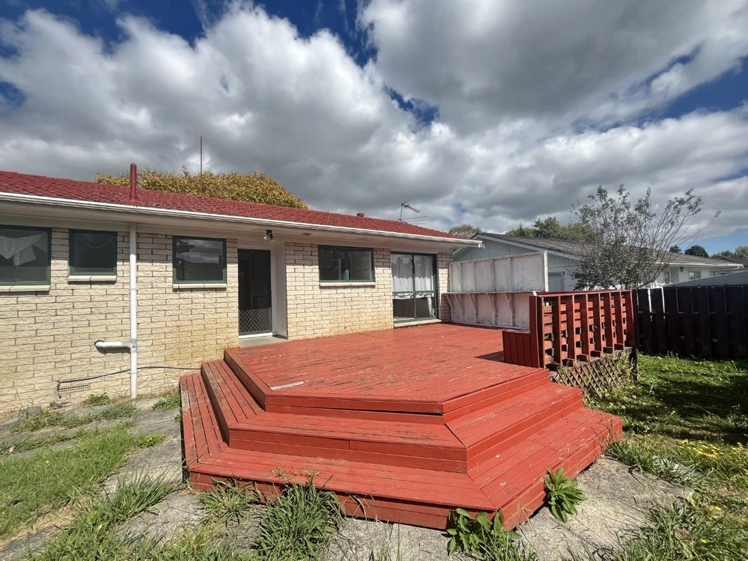 12 Fairdale Avenue, Red Hill, Papakura - Carousel 19