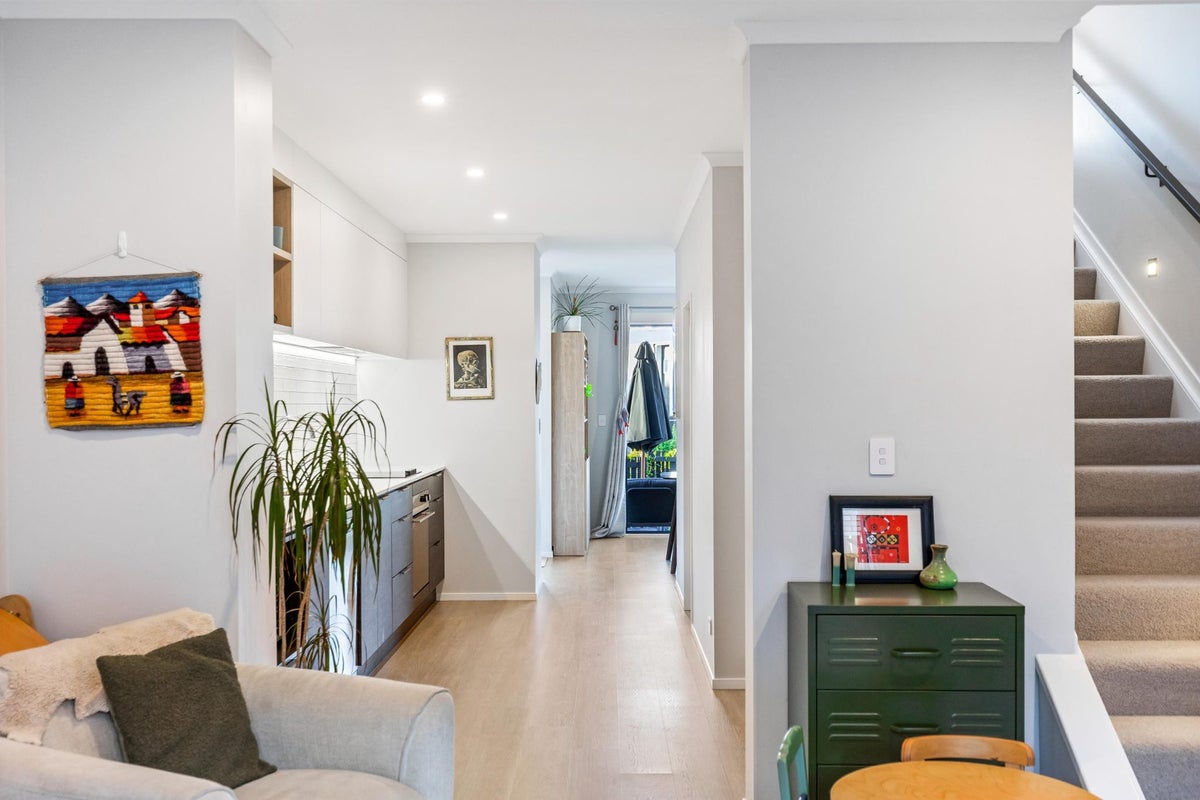 21 Hema Road, Hobsonville, Auckland - Carousel 2