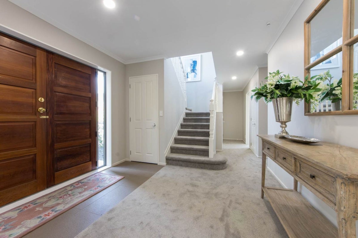 38 Tralee Terrace, Dannemora, Auckland - Carousel 2