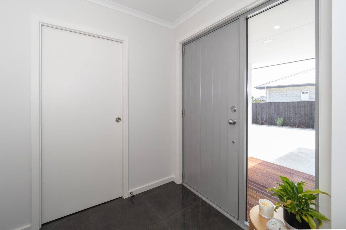 21 Magnolia DR, Netherby, ASHBURTON - Carousel 2