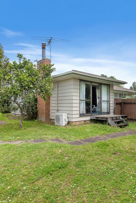 32 Te Kanawa Crescent, Henderson, Auckland - Carousel 19