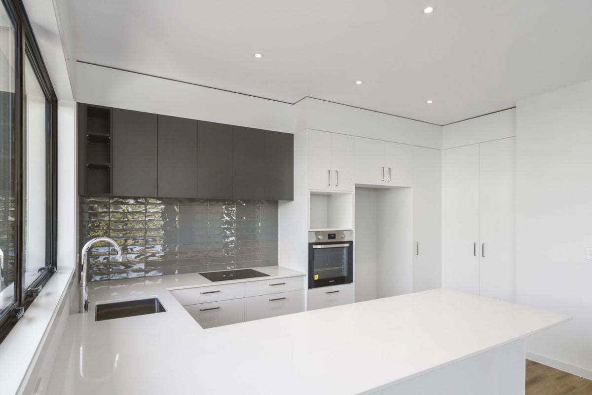 6/38 Jane Maree Road, Kumeu, Kumeu - Carousel 2