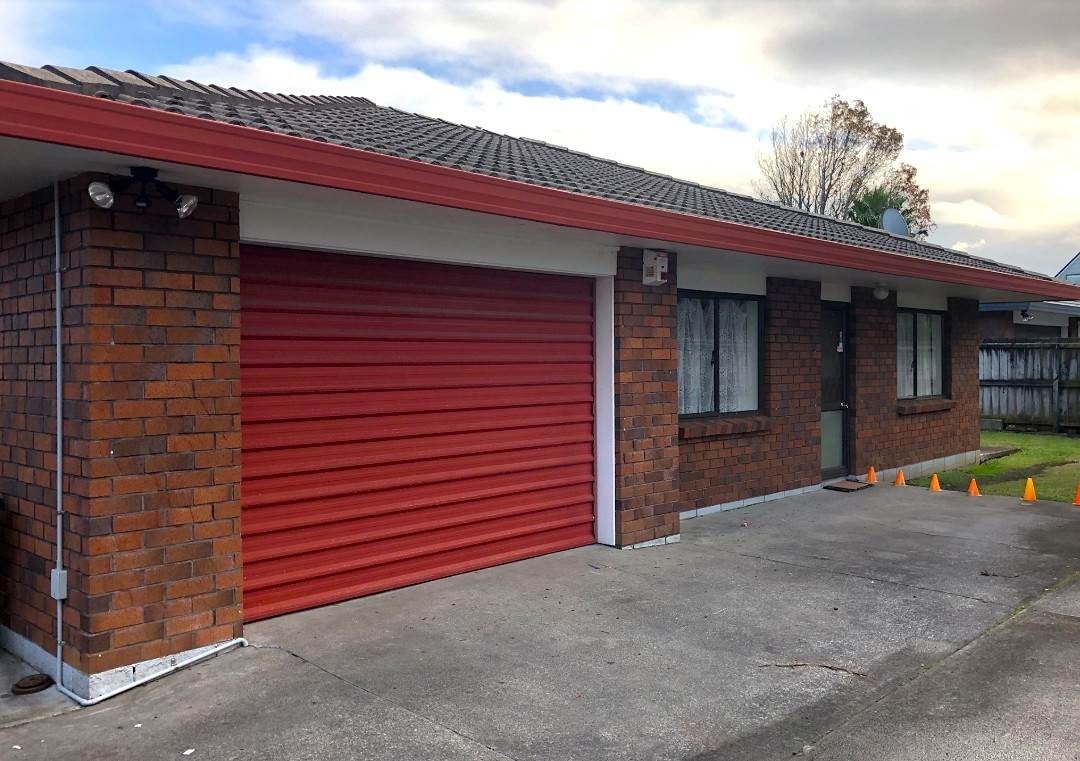 2/15 Regent Street, Papatoetoe, Auckland - Carousel 1