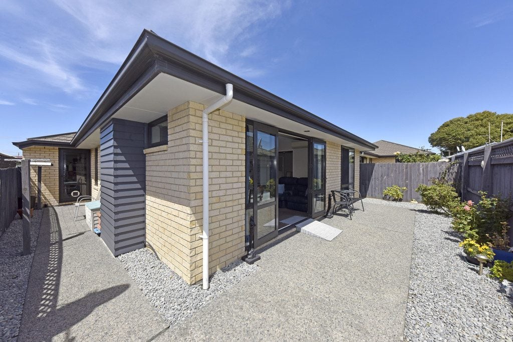 5/19 Tower Street, Hornby, Christchurch - Carousel 1