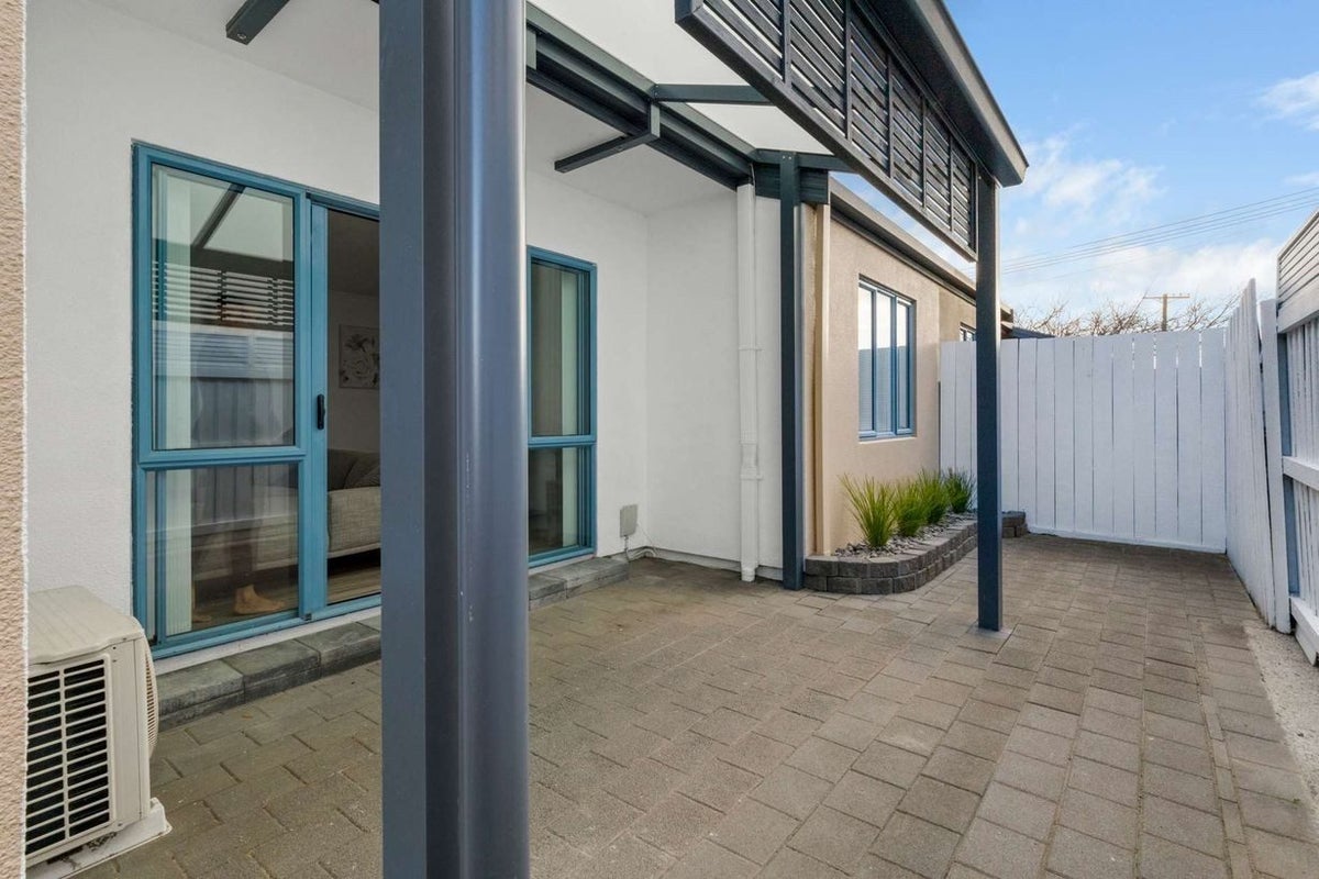 1B Paterson Street, Frankton, Hamilton - Carousel 2