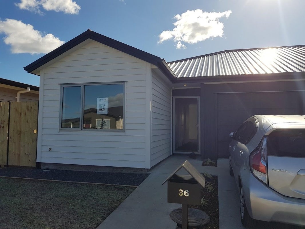 36 Whareatua Avenue, Takanini, Auckland - Carousel 1
