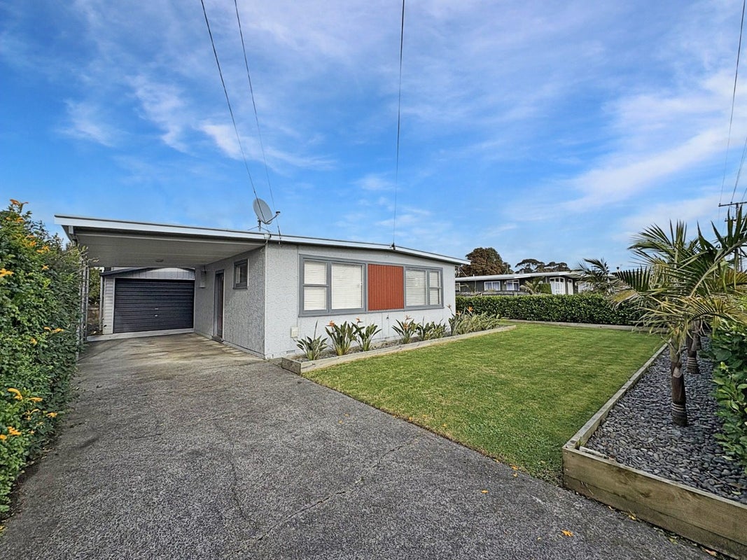 49 Fitzherbert Avenue, Springvale, Whanganui - Carousel 2