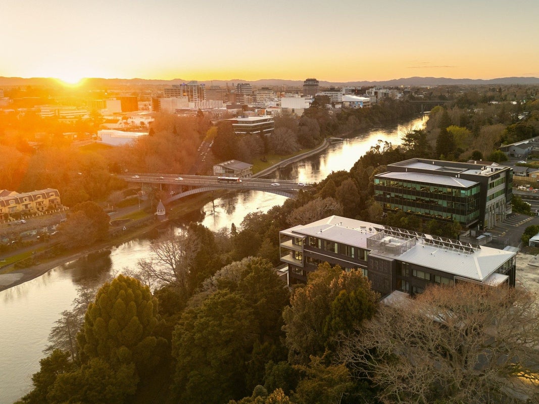 107/1 Clyde Street, Hamilton East, Hamilton - Carousel 16