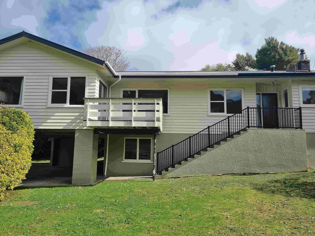 40 South Karori Road, Karori, Wellington - Carousel 2