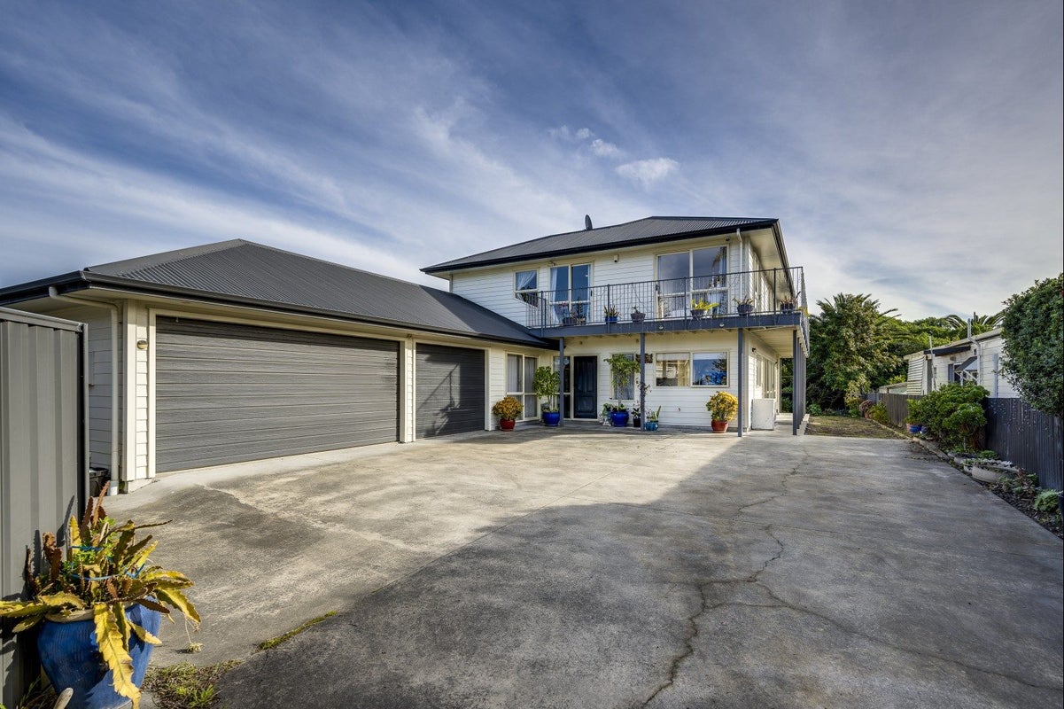 29A Te Awa Avenue, Te Awa, Napier - Carousel 35