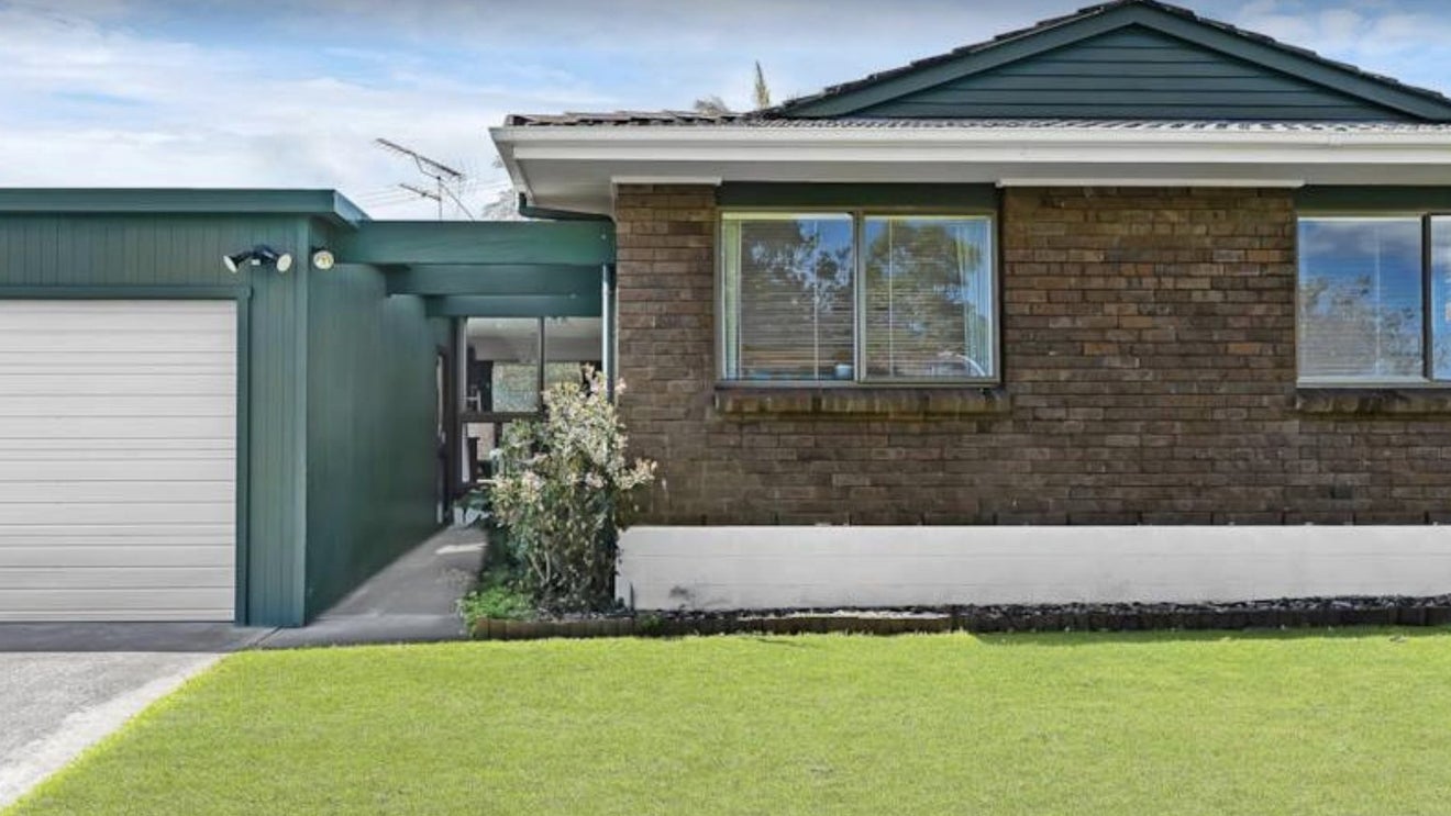 17 Jillteresa Crescent, Half Moon Bay, Auckland - Carousel 1