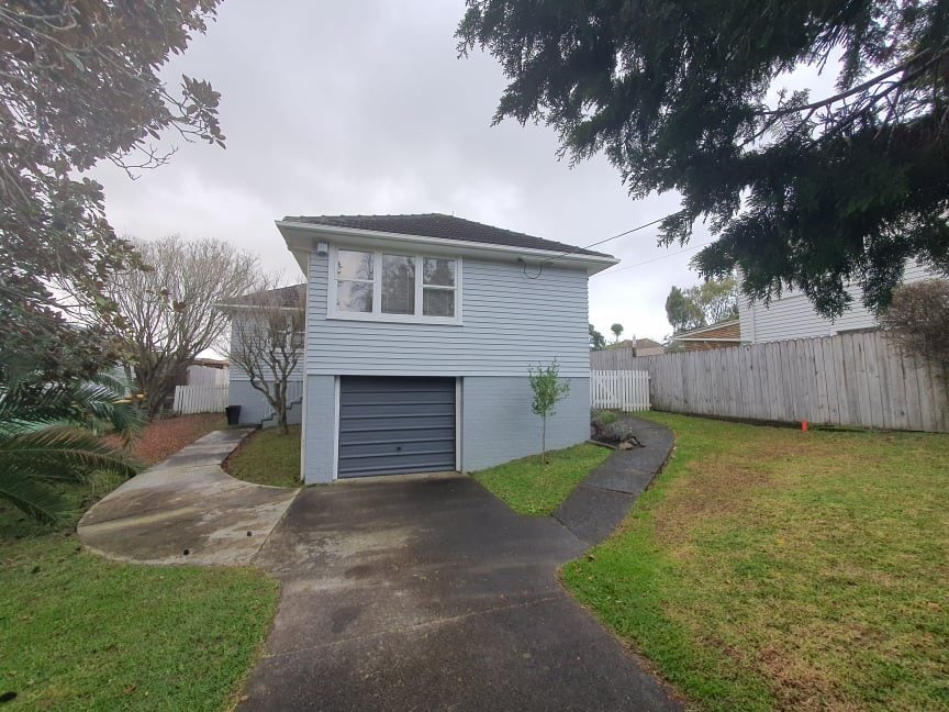 9 Hinau Street, New Lynn, Auckland - Carousel 1