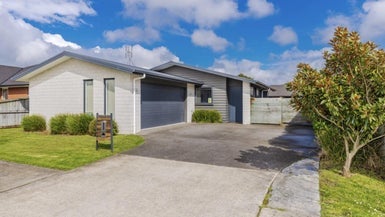 35 Tupelo Street, Pukete, Hamilton - Carousel 1