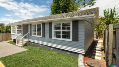 57 Weldene Avenue, Glenfield, Auckland - Carousel 1