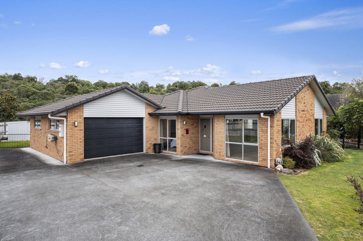 41 Pukeko Way, Kinloch, Taupo - Carousel 1