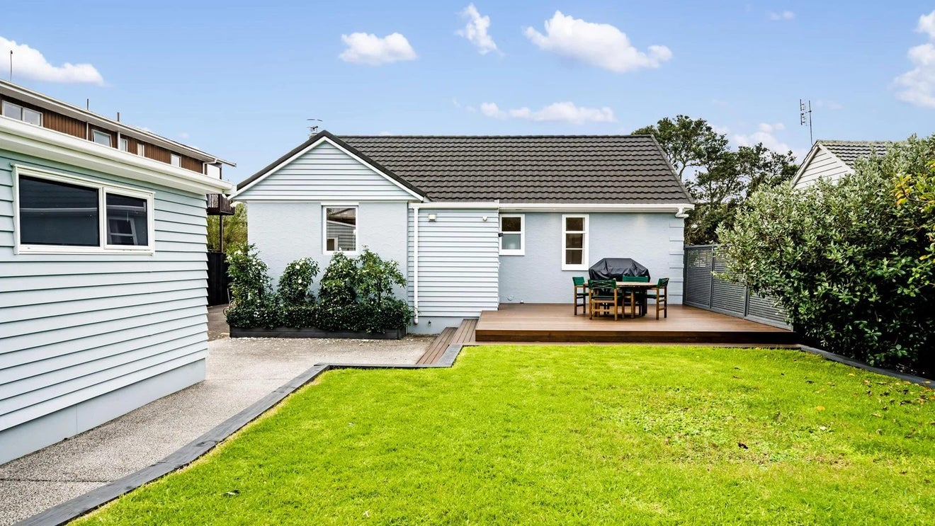 14 Cadman Avenue, Greenlane, Auckland - Carousel 26
