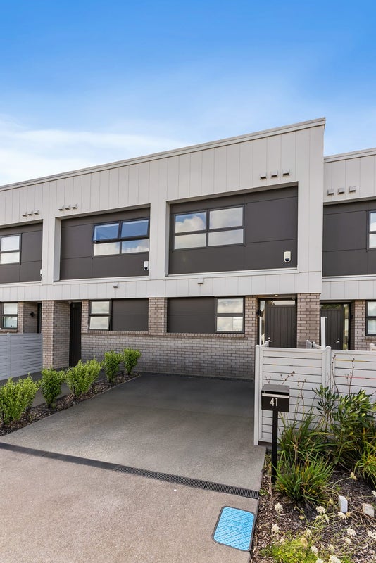 41 Periko Way, Takanini, Auckland - Carousel 23