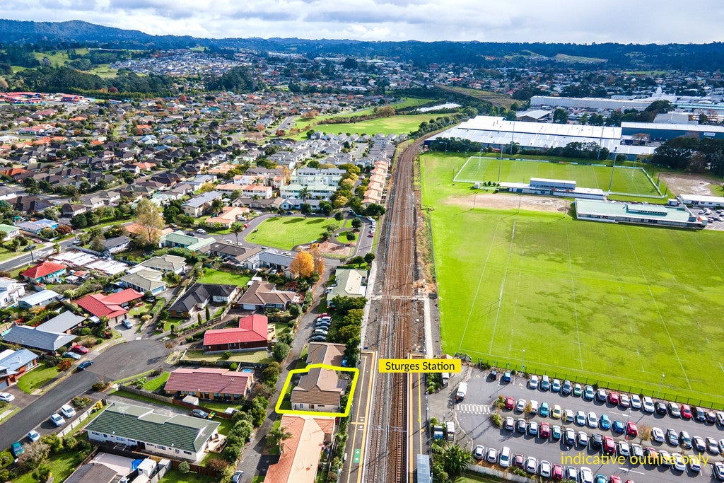 4/17 Neta Grove, Henderson, Auckland - Carousel 20
