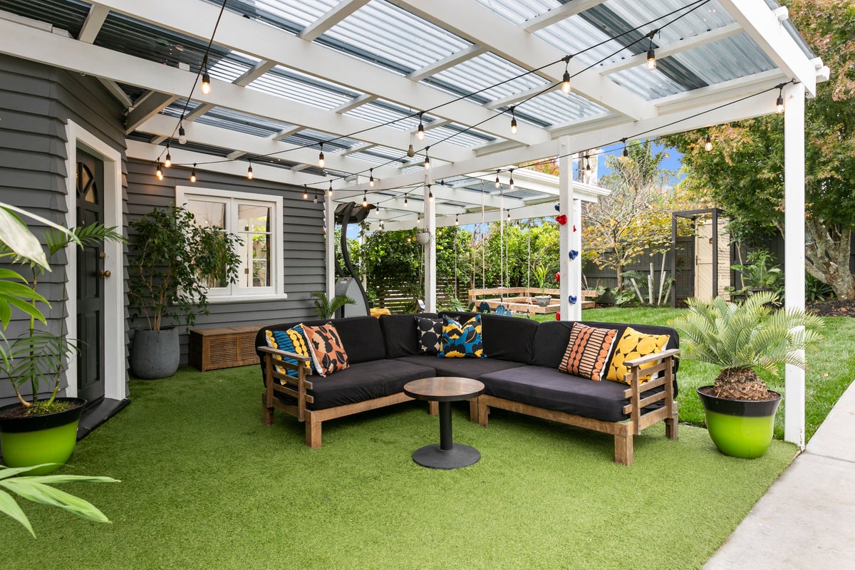 26 Norman Road, Titirangi, Auckland - Carousel 2