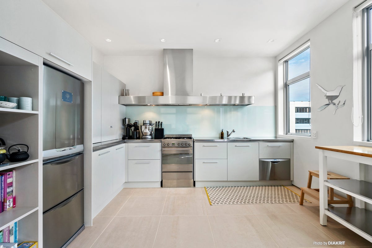 16/95 Molesworth STreet, THORNDON, WELLINGTON - Carousel 2