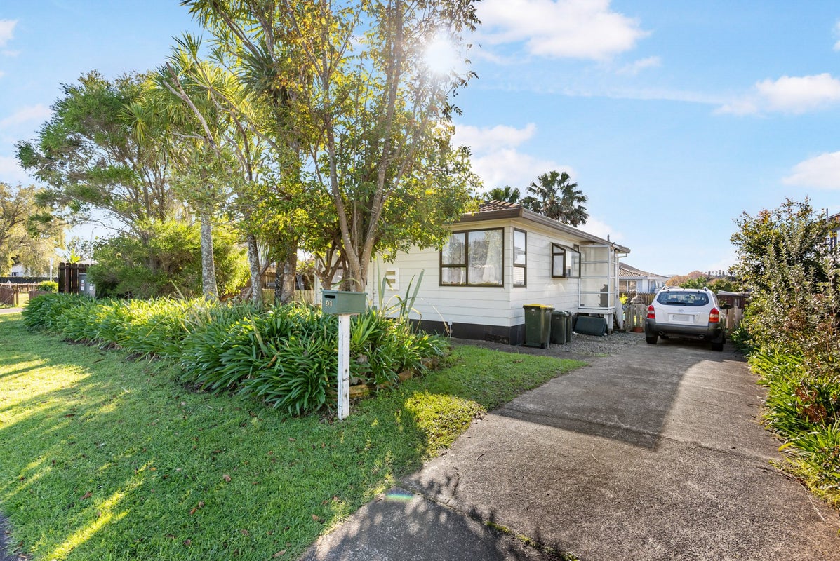 91 Etherton Drive, Weymouth, Auckland - Carousel 14