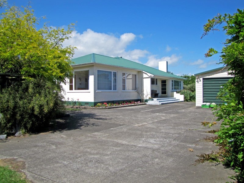 1371 Devon Road, Brixton, Waitara - Carousel 1