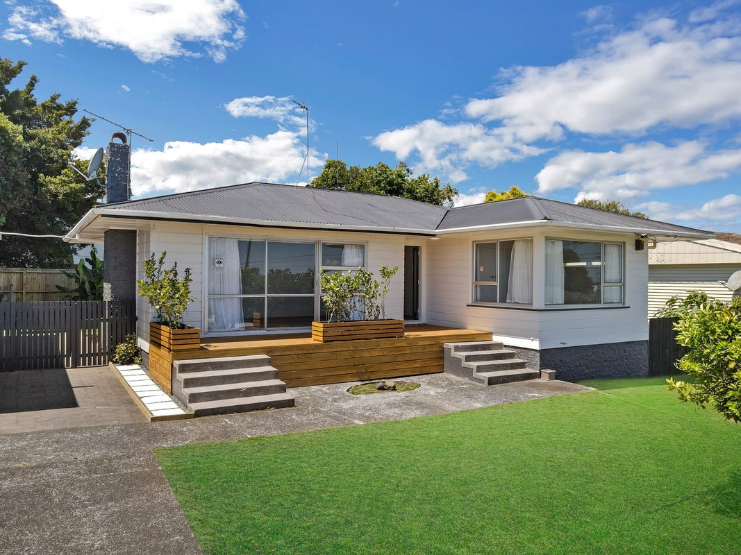 20 Ferguson Street, Manurewa East, Auckland - Carousel 2