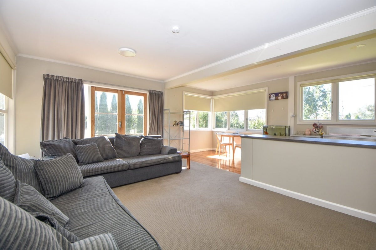 23 Chester Road, Clareville, Carterton - Carousel 2